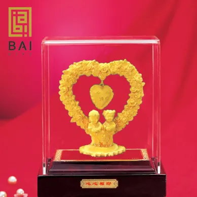 Produk BAI GIFT PAJANGAN PENGANTIN CINA LOVE LAPIS EMAS 24K 1 ~blog/2023/3/24/untitled_design_2